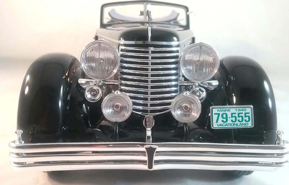 Esval EMUS18001C - Coupé de ville Duesenberg SJ Auto-Chassis 2405 pour 1/18