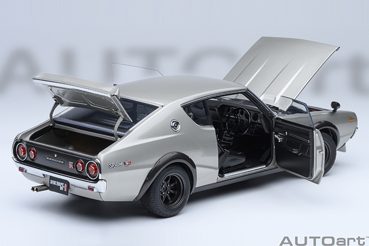 アスチュート SKYLINE CARBONIO Nissan Skyline 2000 GT-R (KPGC110) Tuned Version Silver in 1