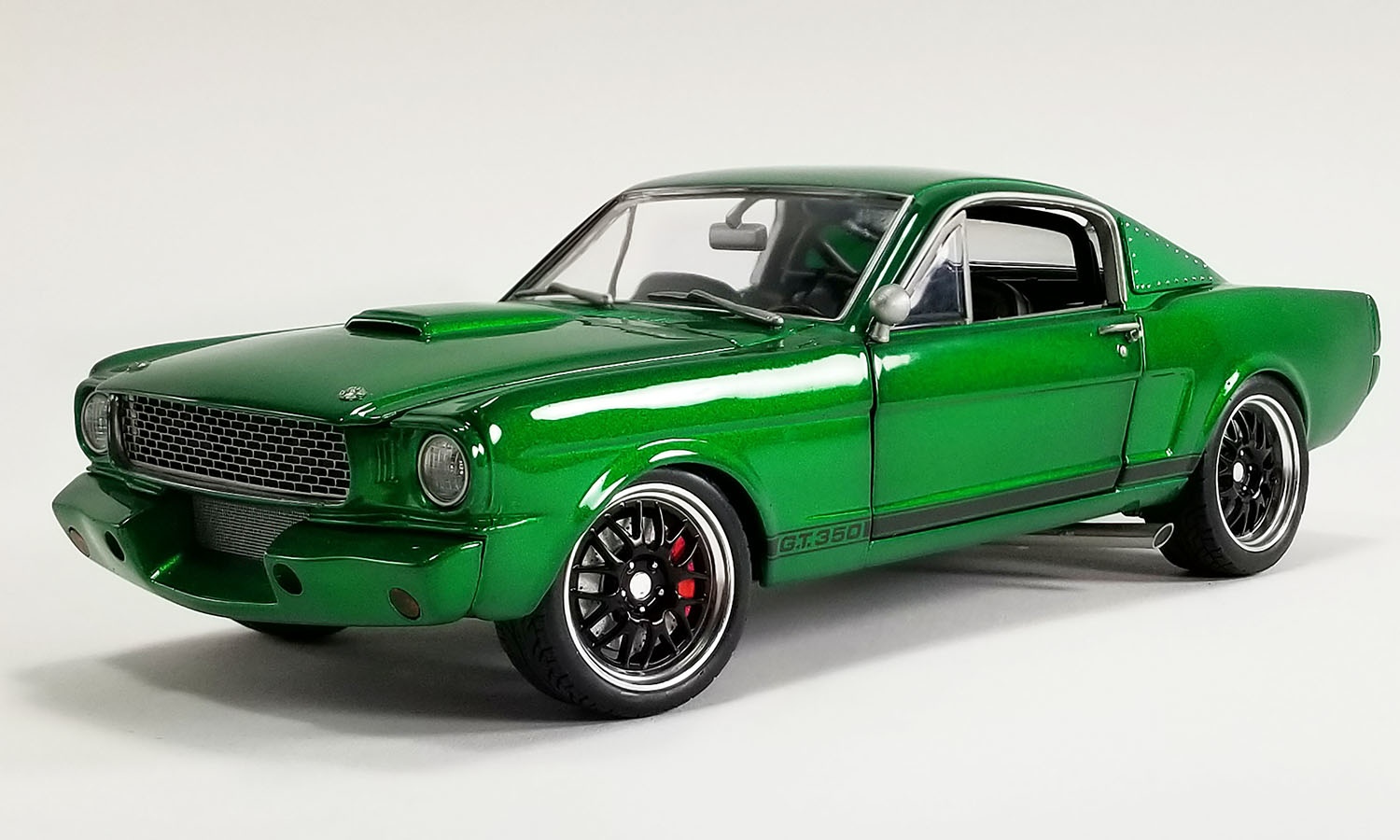ミニカー1/18箱ありGREEN HORNET Shelby No.348 Shelby Mustang GT500 Fast Track Gray Metallic with Neon