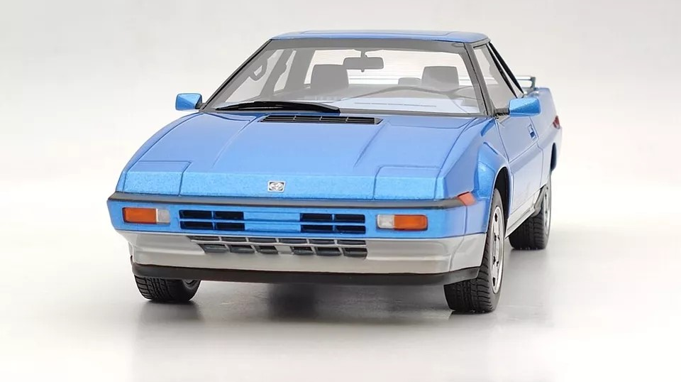 701-013 DNA 1/18 スバル XT 4WD Turbo ブルー 701-013 DNA 1/18 スバル XT 4WD Turbo ブルー 1/18 DNA 1985