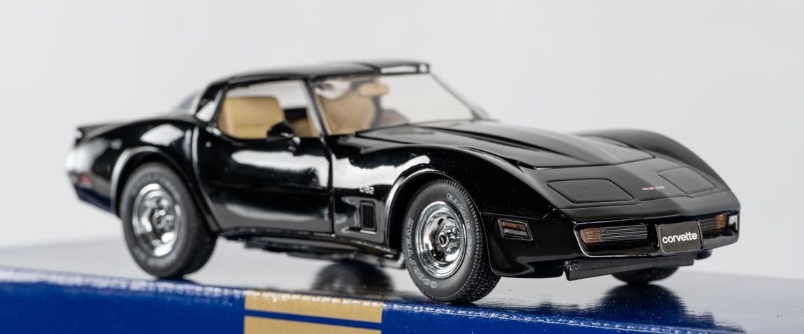 1/24 フランクリンミント 1980 コルベット ミニカー 1980 Corvette L-82 in Black by The Franklin Mint 1:24