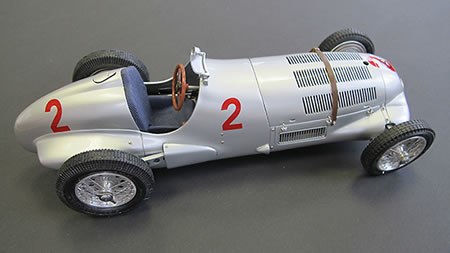 CMC 1/18 メルセデス・ベンツ W125 1937 楽天市場】CMC 1/18 メルセデスベンツ F1 W125 #3 ドニントンGP 1937