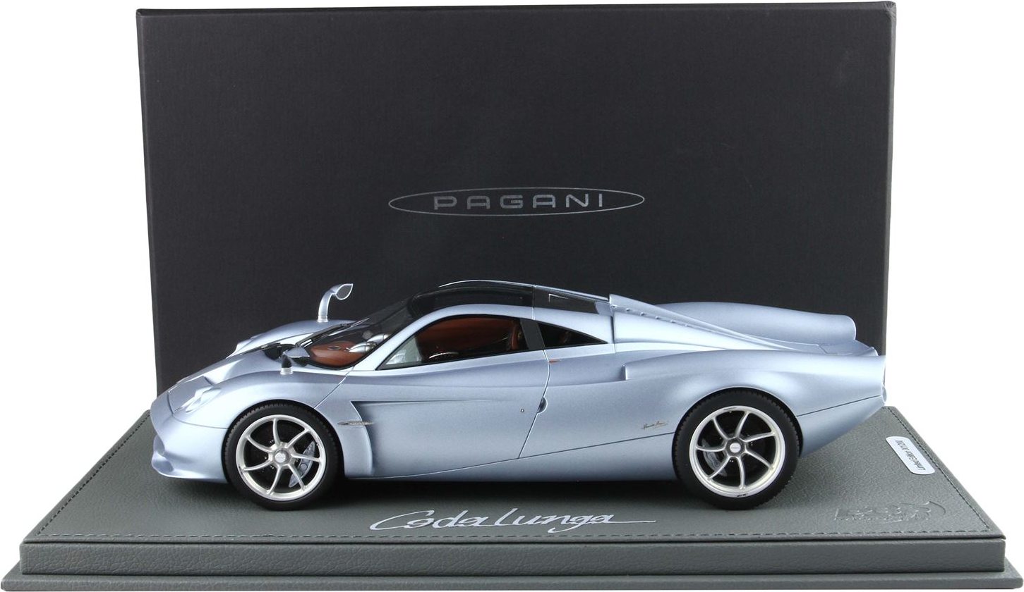 Pagani Huayra Codalunga Azzurro Sardegna Matt in 1:18 scale