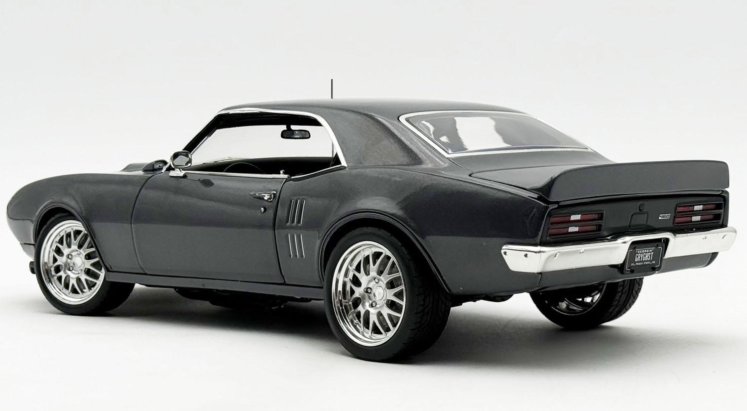 1968 Pontiac Firebird Street Fighter Silver Bird in 1:18 scale by