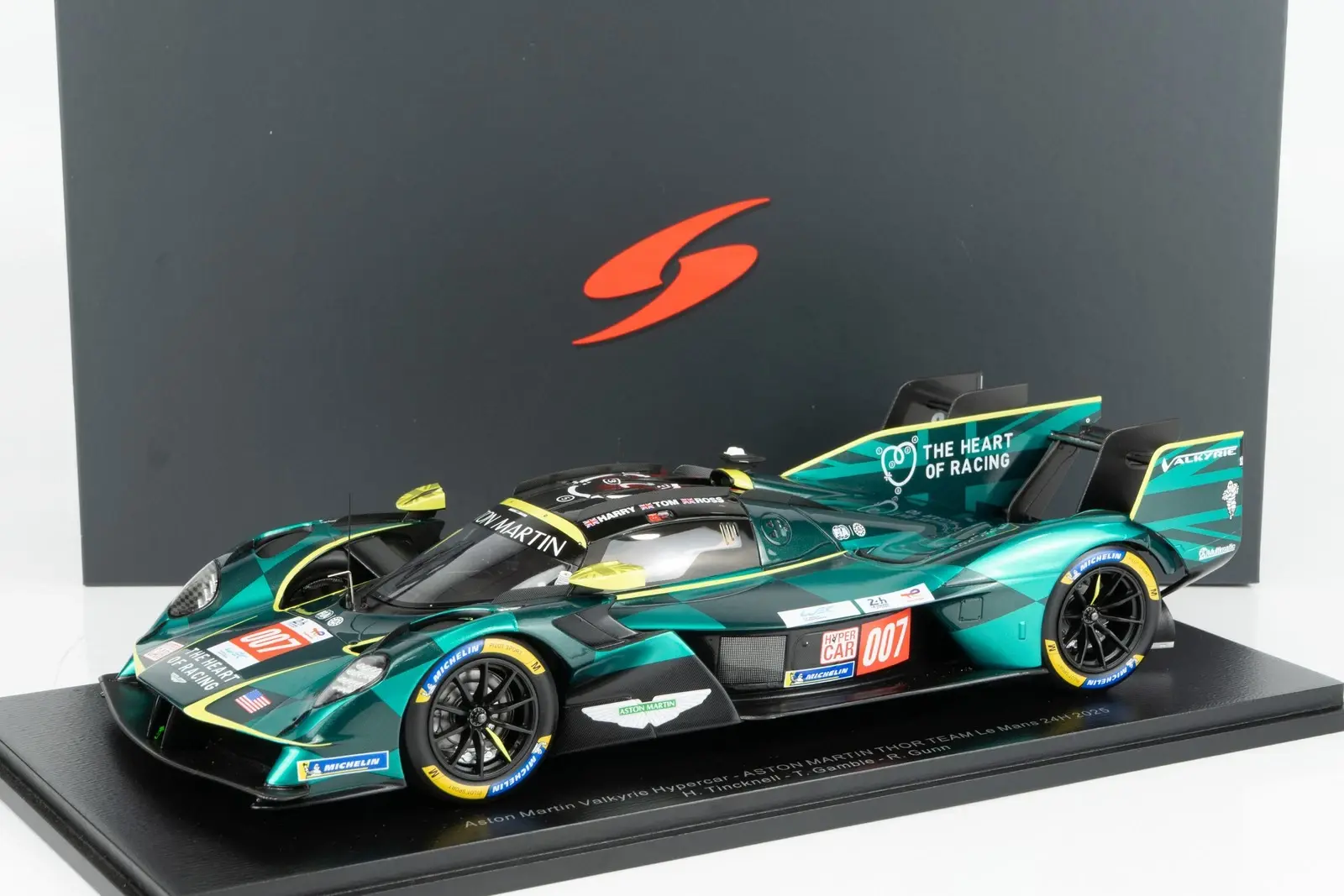 Aston Martin Valkyrie 6.5L V12 #007 2025 24h Le Mans in 1:18 scale