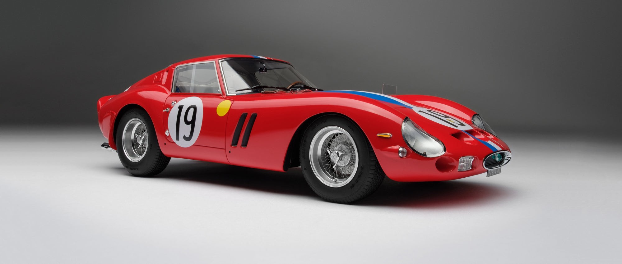 1962 Ferrari 250 GTO #19 Le Mans Winner in 1:18 Scale by Amalgam
