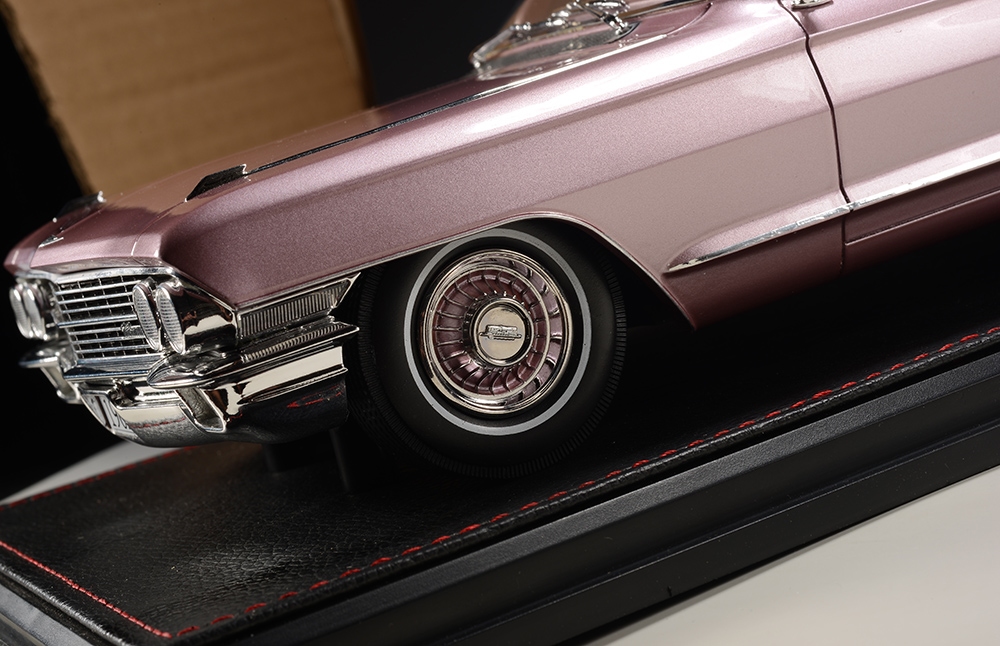 1962 Cadillac Sedan de Ville Heather Metallic in 1:18 by Stamp Models