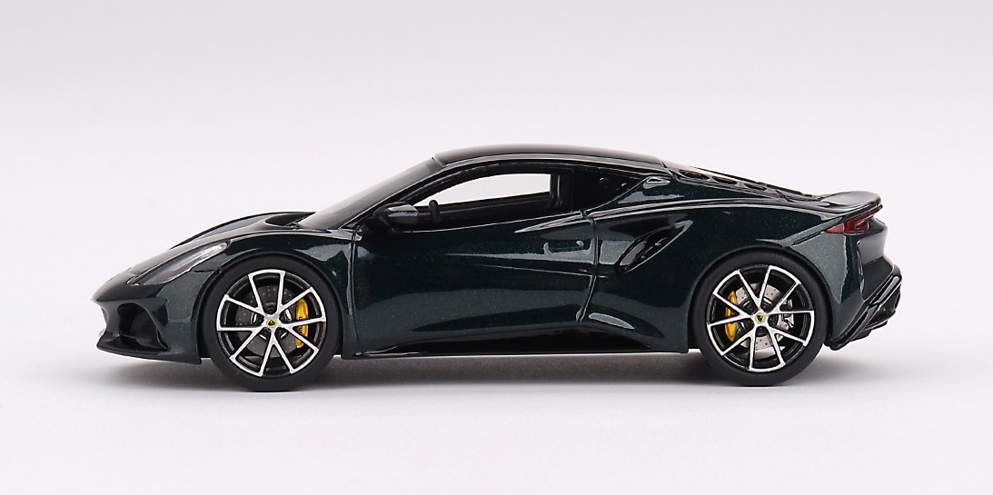 Lotus Emira ダークグリーン ミニカー 1/43 Lotus Emira Dark Verdant Green in 1:43 scale by True Scale Miniatures
