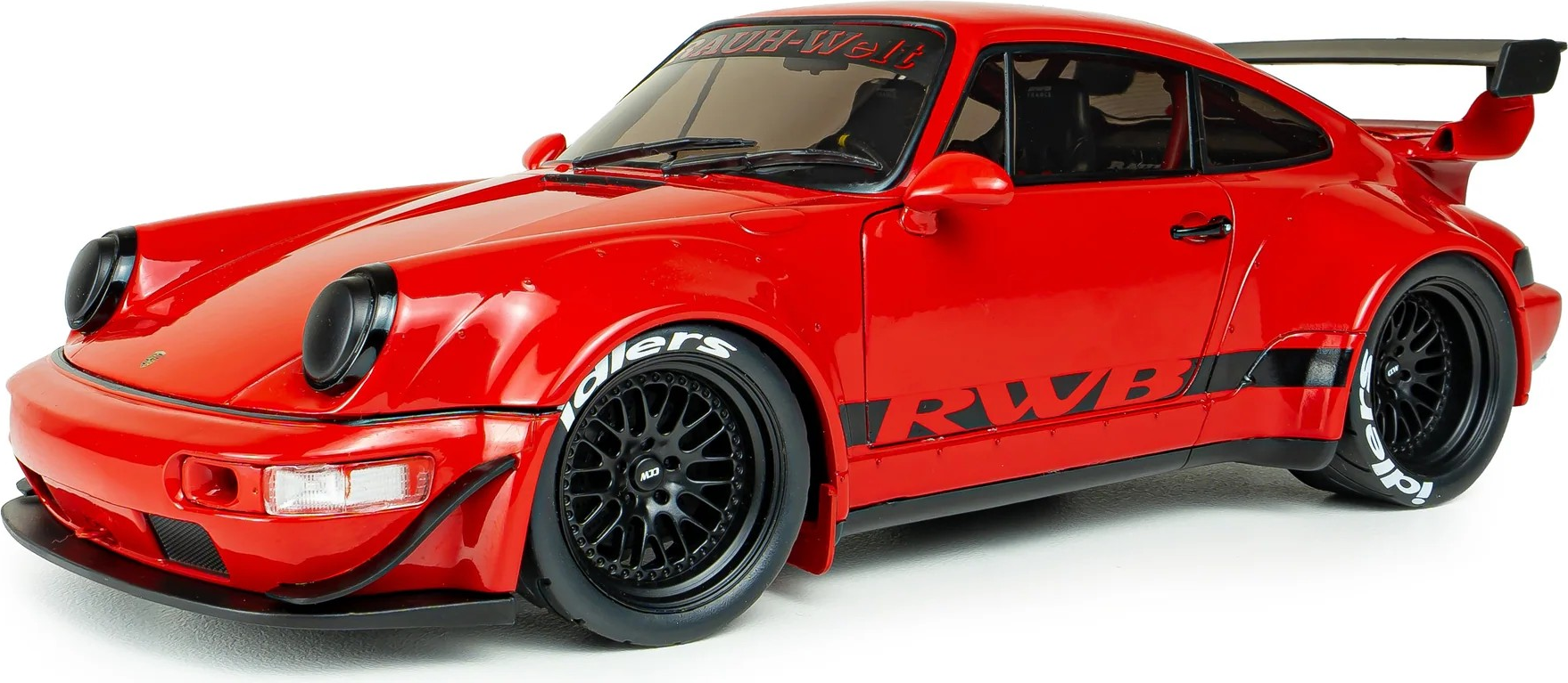 2015 RWB Bodykit Sema Show Red 1:18 by Solido
