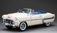 1953 Chevrolet Bel Air Open Convertible White in 1:18 scale