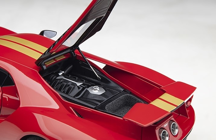 Ford GT Heritage Edition Alan Mann Red W/ Gold Stripes in 1:18 scale by ...