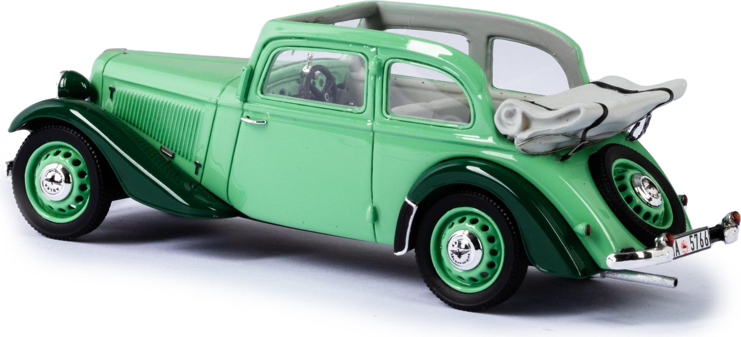 1934-41 Adler Trumpf Junior limousine violet foncé-noir 1/43 résine tout monté-EMEU43034D