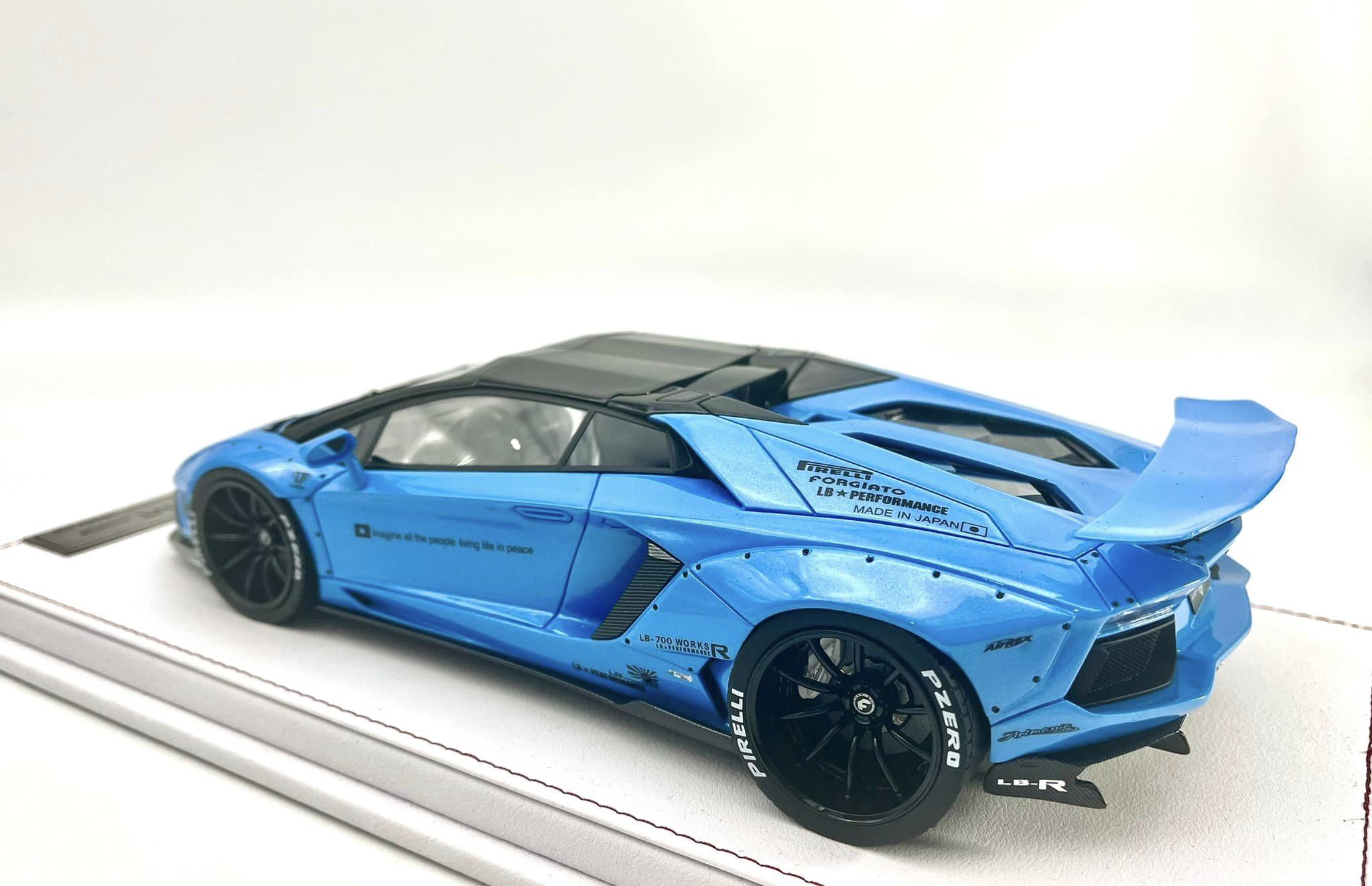 Lamborghini LBWK Aventador Blue in 1:18 scale by Fine Scale Models