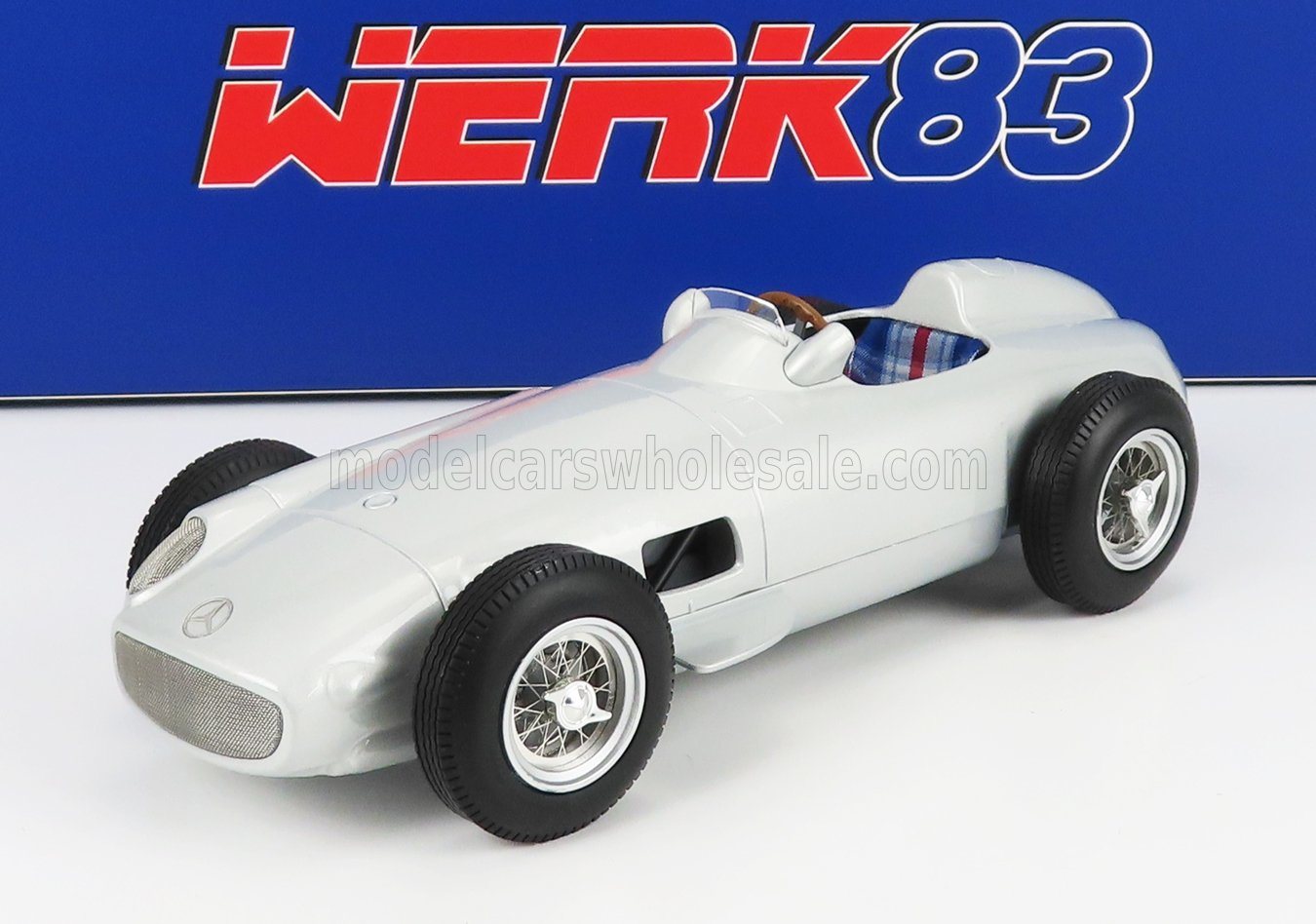 WERK 83 1/18 - MERCEDES-BENZ F1 W196 - PLAIN BODY 1954 () W1801801