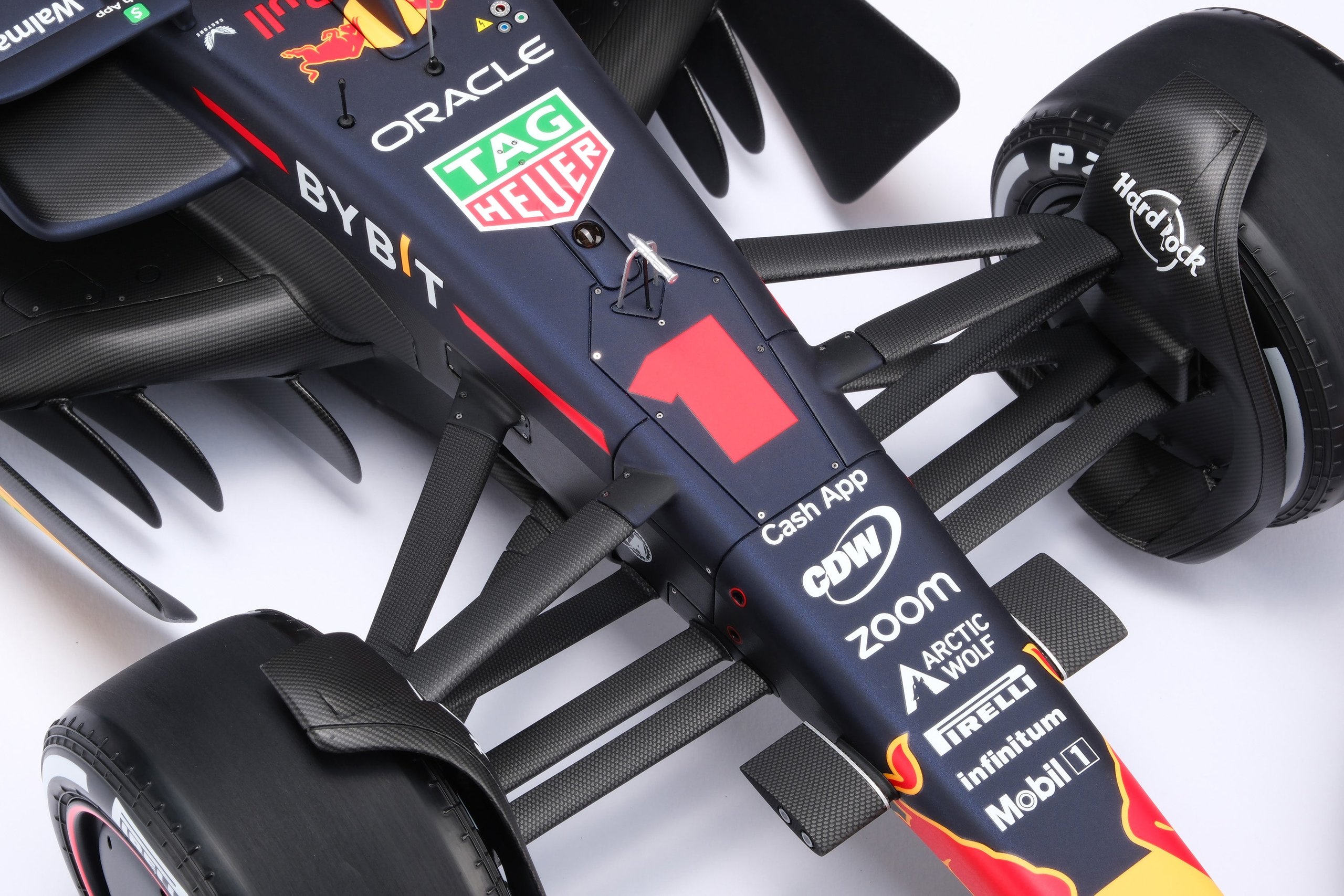Oracle Red Bull Racing RB19 2023 Season Livery Max Verstappen in 1:8 by ...