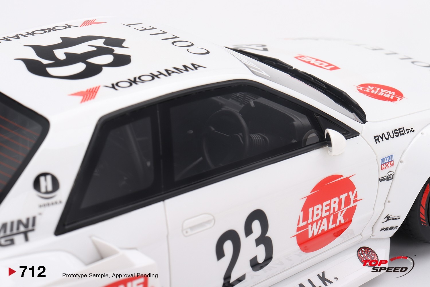 LBWK Nissan Skyline GT-R (R32) Kaido Works LB-Hinomaru in 1:18 scale by ...