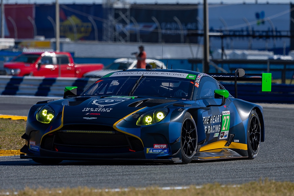 Aston Martin Vantage AMR GT3 EVO #27 2025 24h Le Mans in 1:18 scale in ...