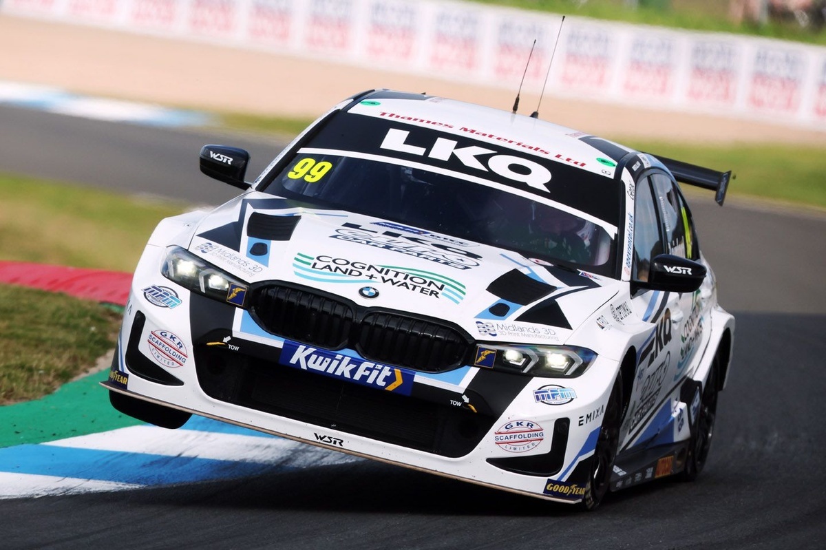 BMW 330i BTCC Brands Hatch Indy Race 3 Winner 2025 Charles Rainford in ...