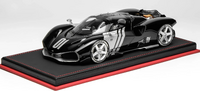 Nilu 27 Black Water/Park Black in 1:18 scale
