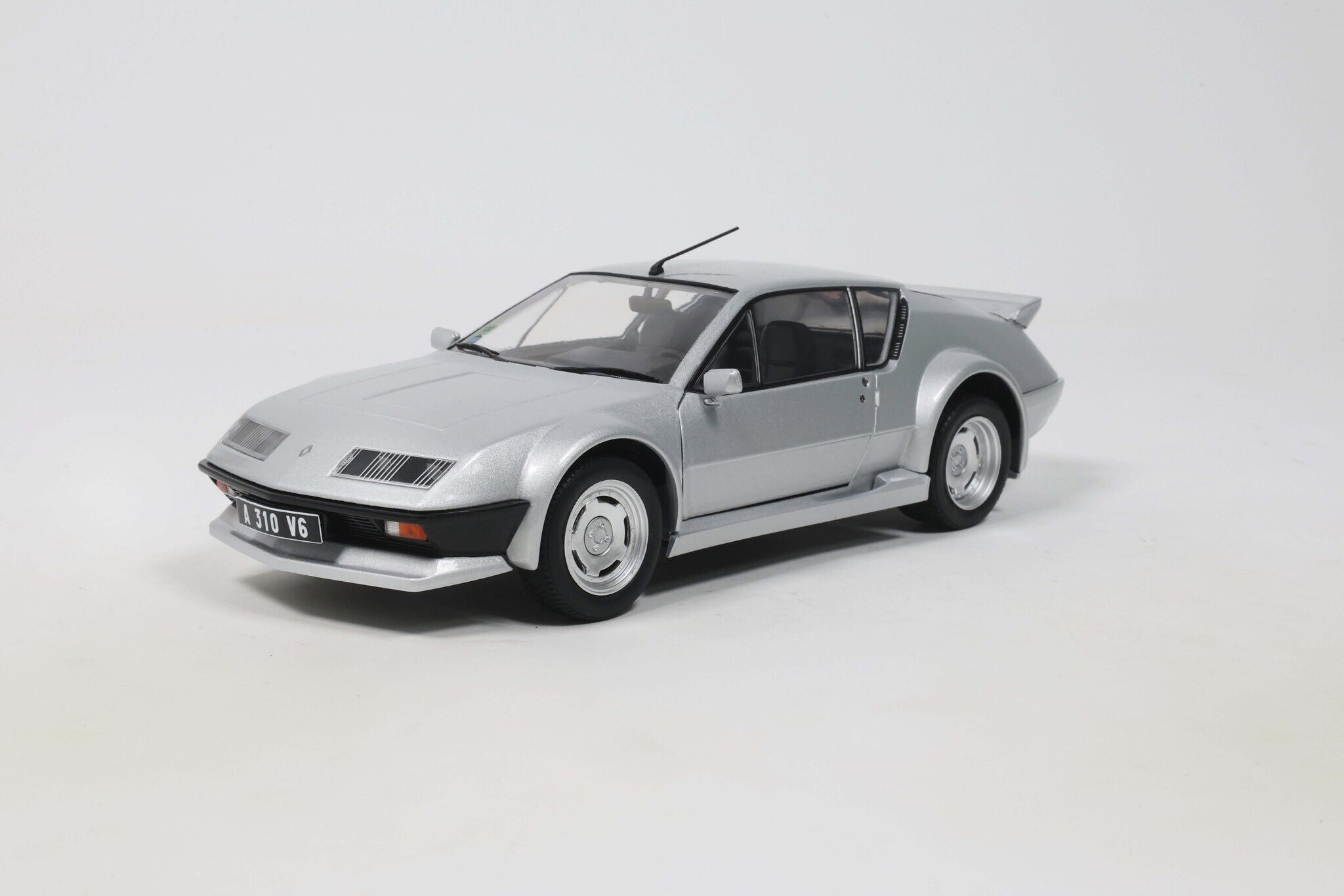 1983 Alpine A310 Pack GT Gris Montebello Metallise 1:18 by Solido