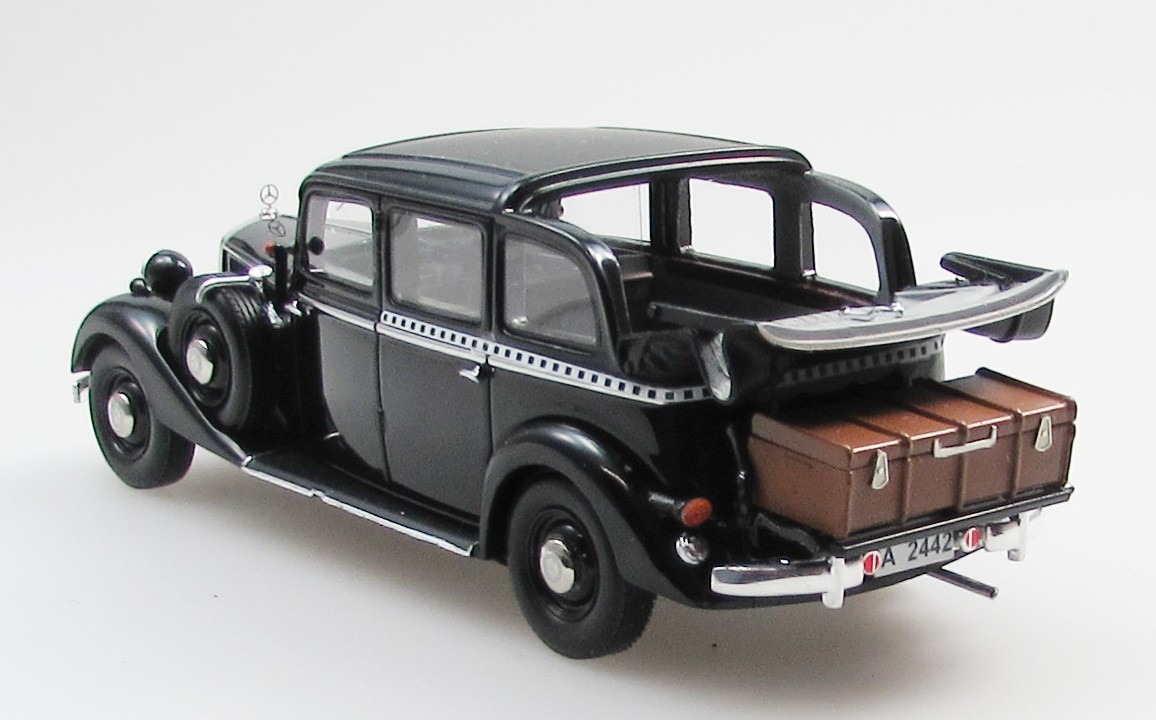 1936 Mercedes-Benz 260D W138 Pullman Landaulet Berlin Taxi top closed ...