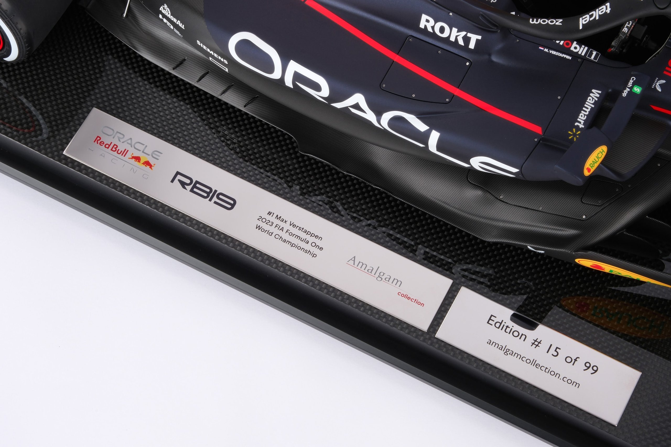 Oracle Red Bull Racing RB19 2023 Season Livery Max Verstappen in 1:8 by ...