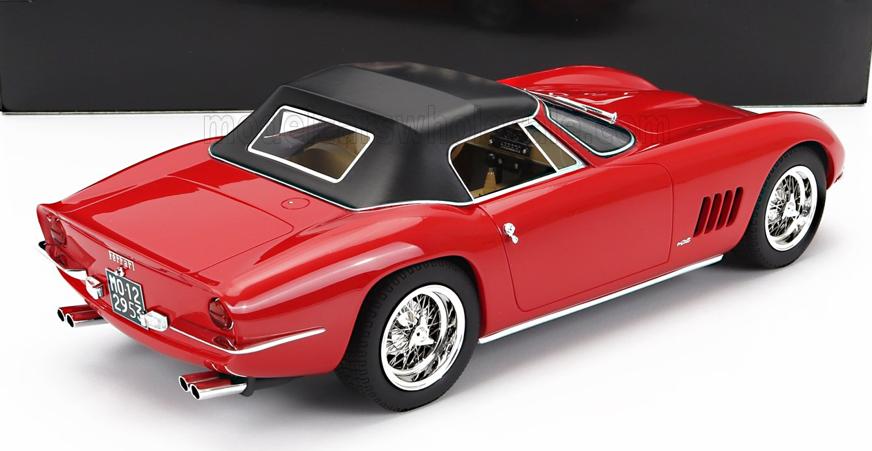 Modèle Réduit Ferrari 250 GT Nembo Spider 1:18 - Toit Souple Fermé, édition 1965 - Marque Maxima - Neuf