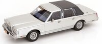 1985 Lincoln Town Car featured in the 2023 film Air 1:18
