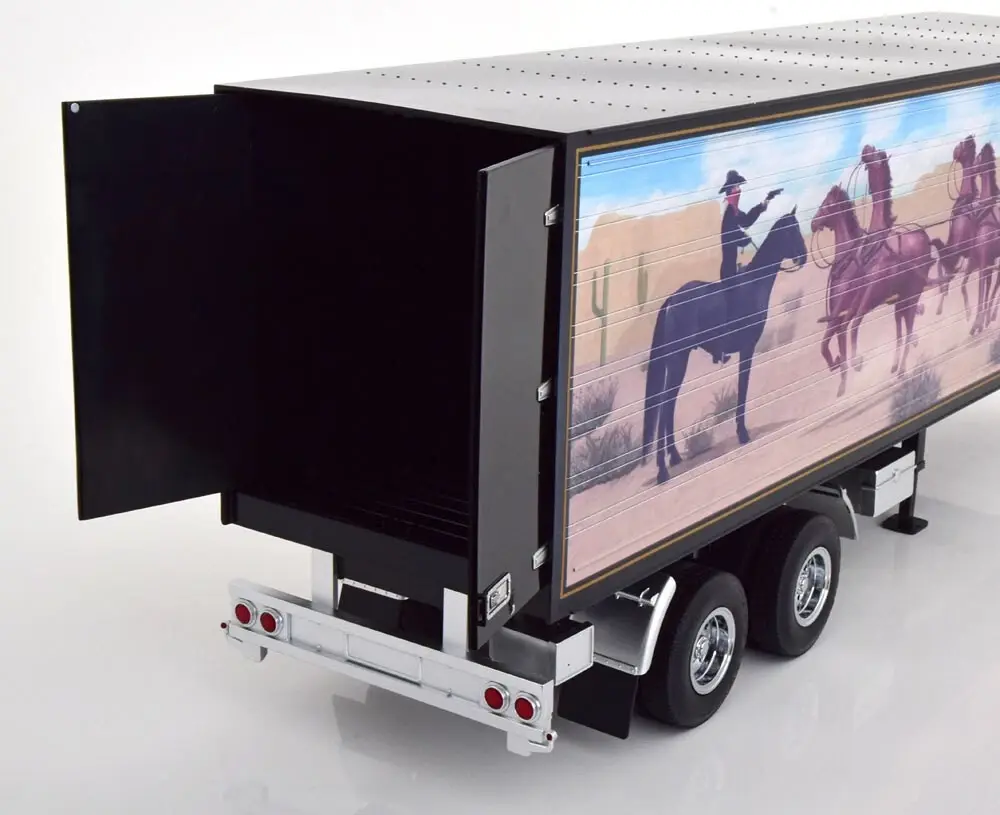Smokey and the Bandit Cledus Snow Jerry Reed Trailer in 1:18 scale by ...