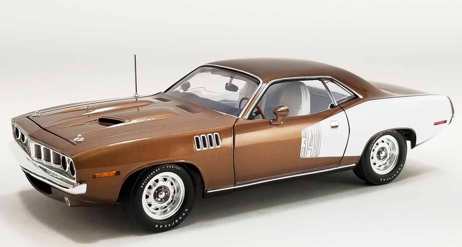 1971 Plymouth Cuda Tahitian Walnut Metallic in 118 scale by Acme Diecast