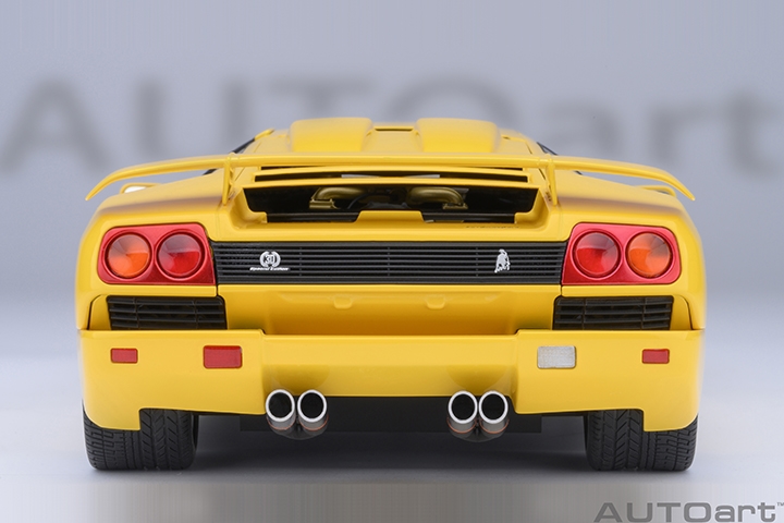 Miniature AUTOART Lamborghini Diablo SE30 Jota 1995 - 1/18 - Jaune Superfly - AA79144