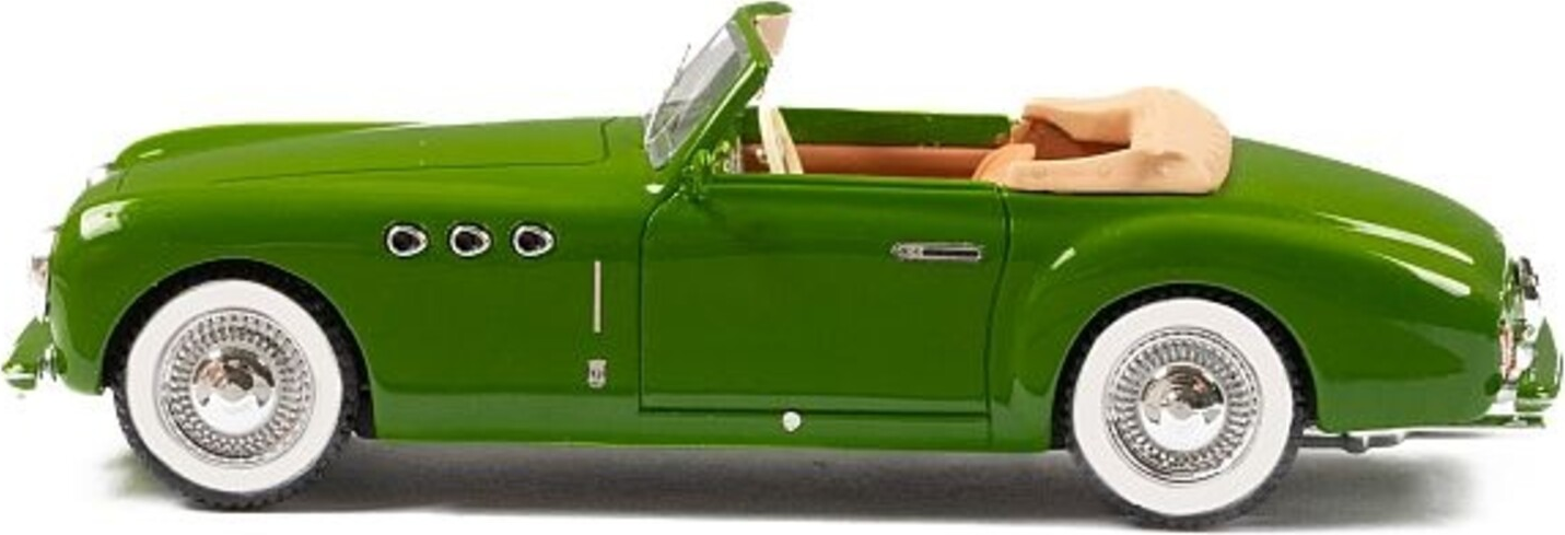 Esval EMEU43076A Cisitalia 202 SMM par Stabilimenti Farina de 1947 Vert